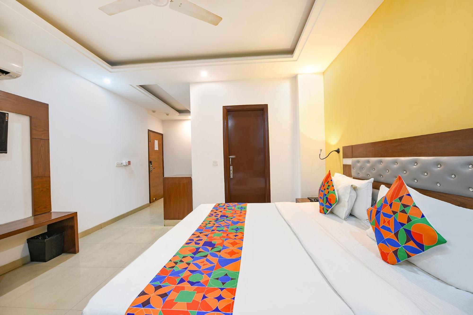 Fabhotel The Kings Plaza Nueva Delhi Exterior foto